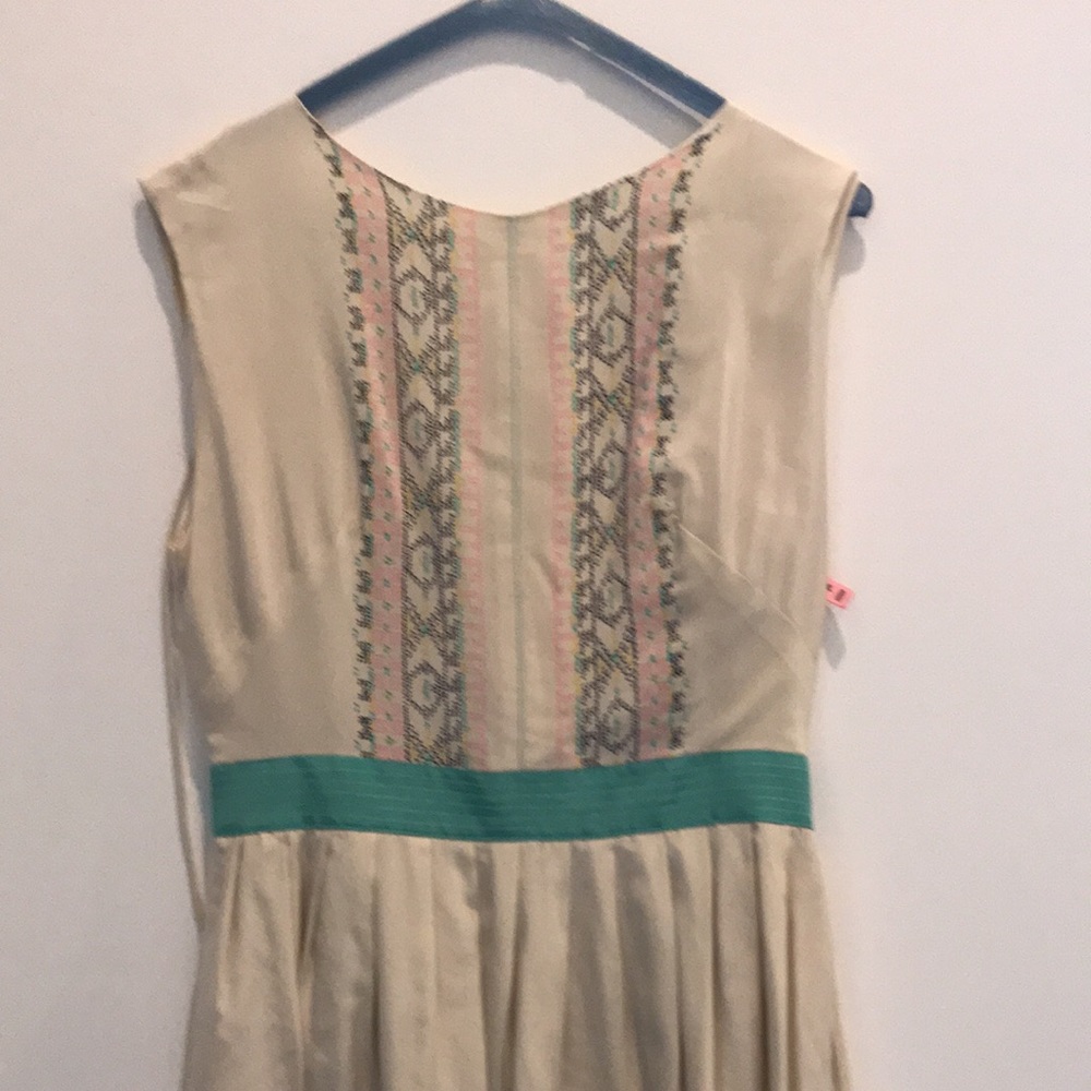 Lauren Moffatt dress